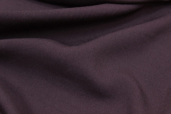 Штапель цв.Коричневый с фиолетовым оттенком, ш.1.45м, вискоза-100%, 110 гр/м.кв. 