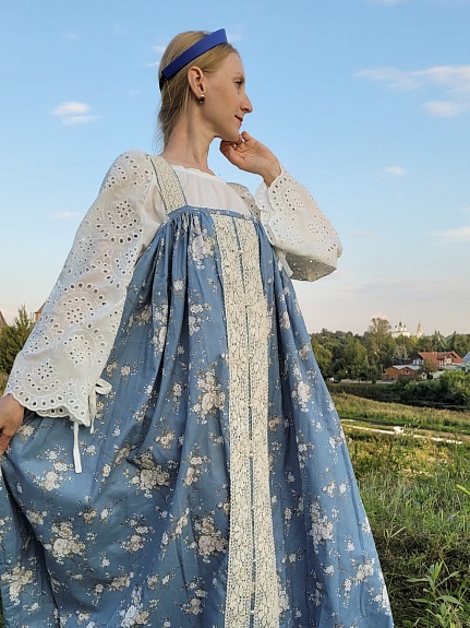 Сарафан в русском стиле из бязи "Чайные розочки"