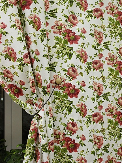 Ткань интерьерная "Бордовые пионы на белом", ш.1.48м, хл-80%, п/э-20%, 265гр/м.кв