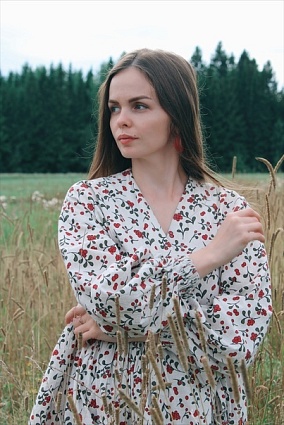 Блузка из полульна
