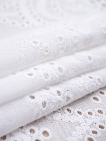 Шитье "Камея" (фестоны с 2х сторон) цв.молочно-белый, СОРТ2, ш.1.35м, хлопок-100%, батист, 80гр/м.кв