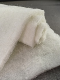 Синтепон цв.серый, ш.2.2м, полиэфир.волокна-100%, 200гр/м.кв