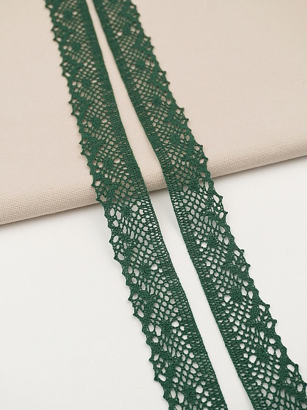 Кружево цв.хвойно-зеленый, ш.30мм, хлопок-90%, п/э-10%, рис.111/33