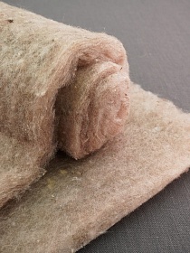 Термополотно с верблюжьей шерстью, ш.2.2м, натур.волокно-35%, полиэфир-65%, 200гр/м.кв