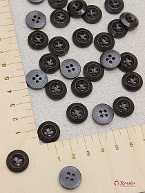 Пуговица темное дерево,15мм, 4 отверстия#018842