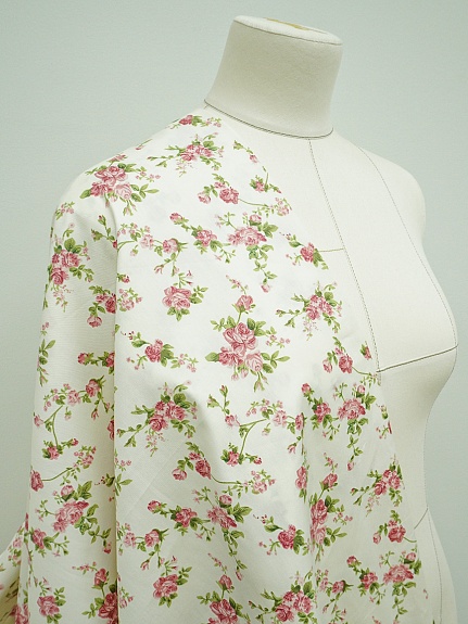 Сатин "Кружевные розочки" цв.шампань, ш.1.6м, хлопок-100%, 110гр/м.кв