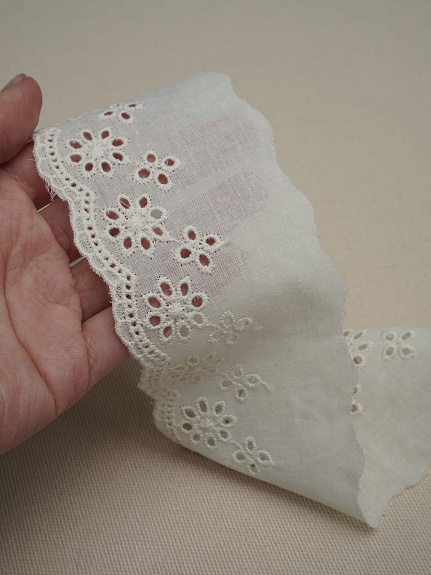 Шитье цв.кремовый (общая ширина 60мм, ширина вышивки 35мм), хлопок-100%, батист#048729