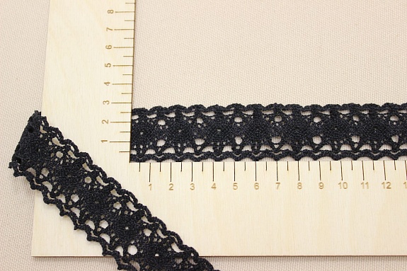 Кружево цв.черный с серым оттенком, ш.28мм, хлопок-90%, п/э-10%