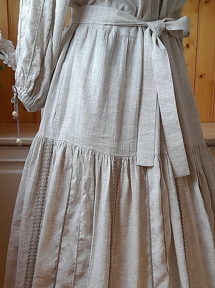 Платье изо льна с вискозой в суровом цвете