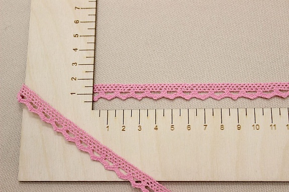 Кружево цв.св.розово-пурпурный, ш.11мм, хлопок-90%, п/э-10%