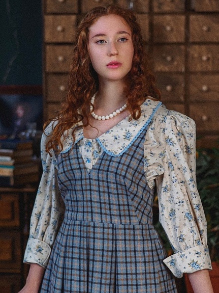 Сарафан из шерсти и рубашка из импортного хлопка