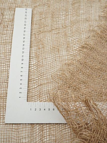 Мешковина упаковочная, ш.1.05м, джут-100%, 140гр/м.кв