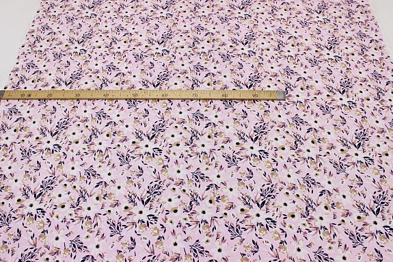 Штапель "Цветочное благоухание" цв.св.розово-сиреневый, ш.1.44м, вискоза-100%, 90гр/м.кв