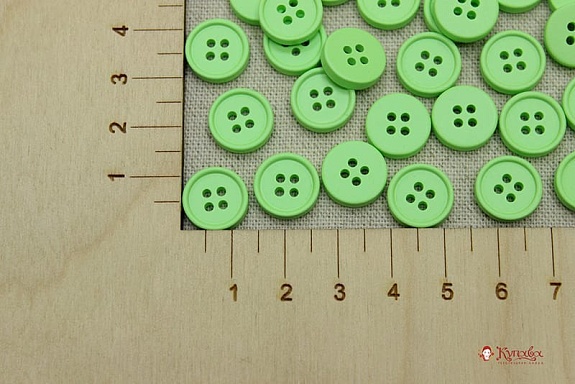 Пуговица пластмасса, цв.светло-салатовый неон, 12мм, 4 отверстия