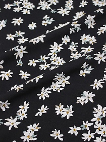 Мерный лоскут (ткань в отрезах)  - Штапель "Жасминовые цветочки на черном", ш.1.45м, вискоза-100%