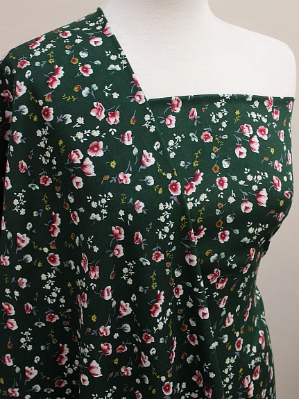 Штапель "Цветочная ночь" цв.темный кедр, ш.1.42м, вискоза-100%, 90гр/м.кв