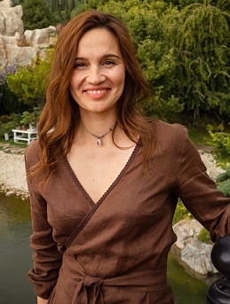 Льняной костюм в темно-кофейном цвете