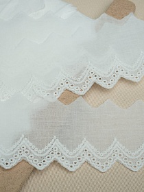 Шитье цв.молочно-белый (общая ширина 60мм, ширина вышивки 30мм), хлопок-100%, батист