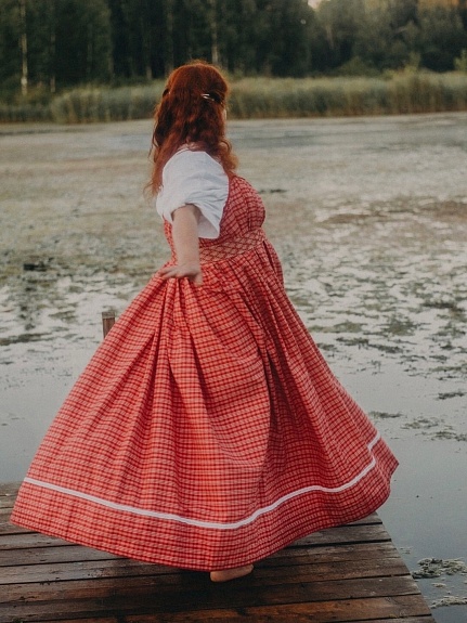 Сарафан в народном стиле из пестряди