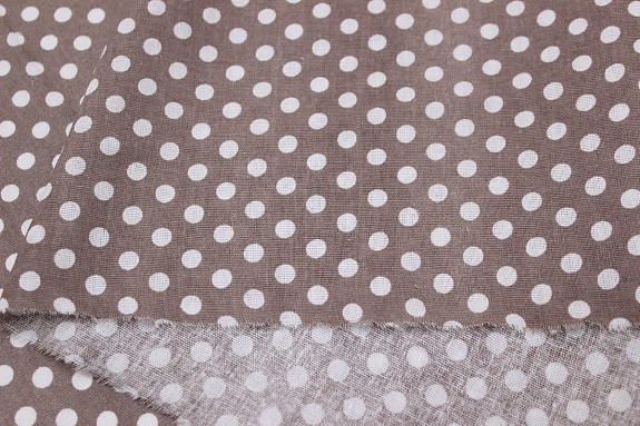 Бязь "Белый горох (7мм) на кофейно-пепельном", СОРТ2, ш.1.5м, хлопок-100%, 120гр/м.кв