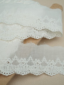 Шитье цв.молочный (общая ширина 50мм, ширина вышивки 30мм), хлопок-100%, батист