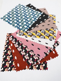 Комплект образцов "Штапель принт геометрический рисунок"