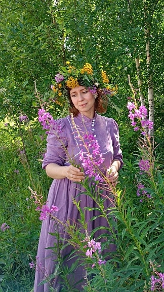 Льняное женское платье