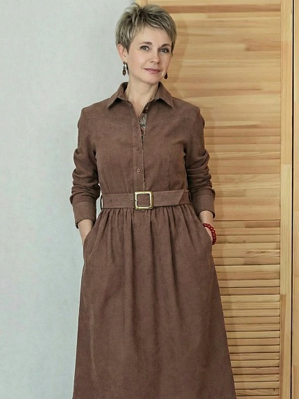 Платье из микровельвета в коричнево-розовом цвете