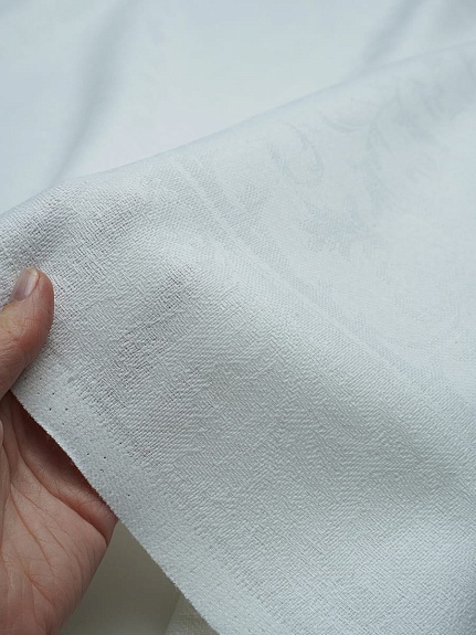 Мерный лоскут - Холст полотенечный жаккард "Василек" цв.белый, ш.0.5м, лен-30%, хл-70%, 210гр/м.кв