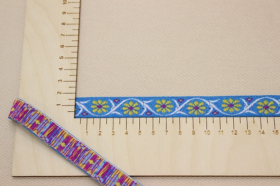 Жак.лента 17мм Желтые ромашки на лазурном