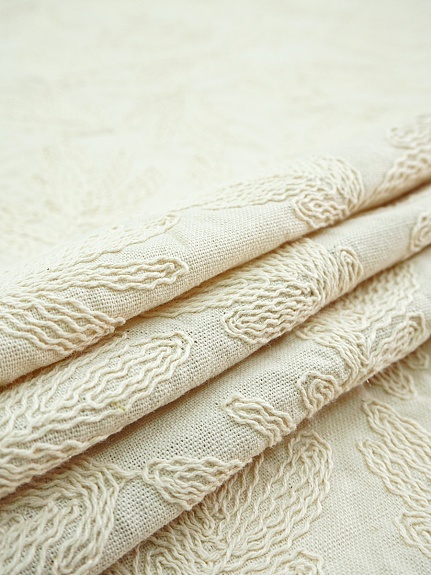 Полулен с вышитым рисунком "Дубовые листочки" цв.суровый, ш.1.35м(выш.часть1.2м), хл-50%, лен-50%