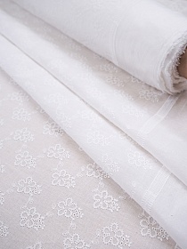 Шитье "Ассоль" цв.молочно-белый, ш.1.5м (выш.часть1.4м), батист, хлопок-100%, 80гр/м.кв