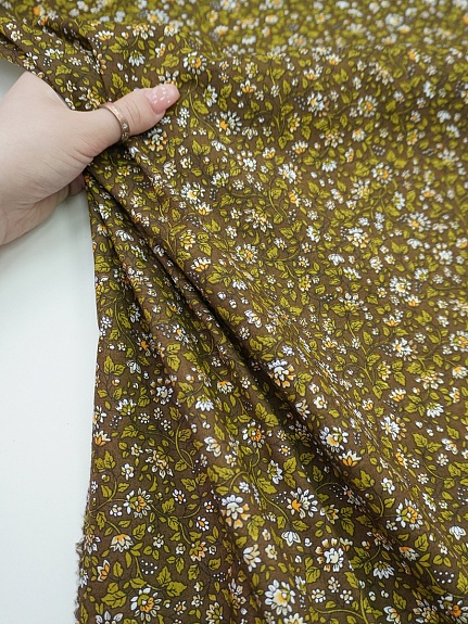 Импорт. хлопок "Сказочный вьюнок на зеленом хаки", СОРТ2, ш.1.5м, хлопок-100%, 110гр/м.кв