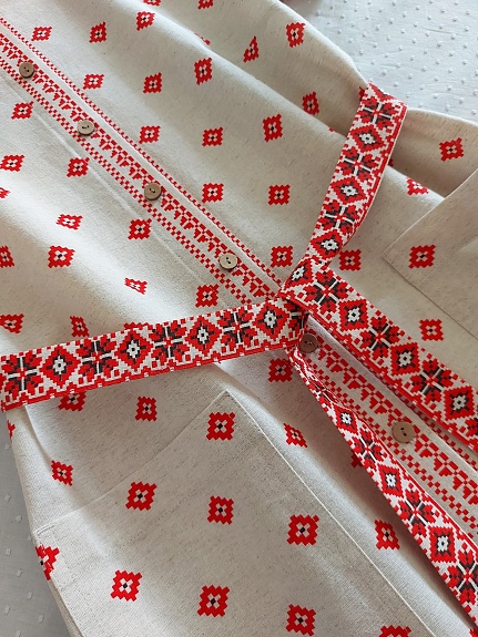 Платье из полульна "Вышивка петухи"