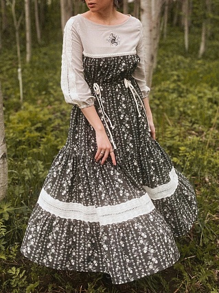 Платье с вышивкой из импортного хлопка Digital "Цветущие дорожки"