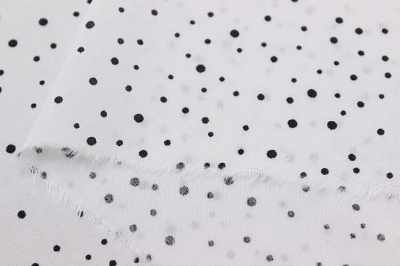 Штапель "Черные крапинки на белом", ш.1.45м, вискоза-100%, 105гр/м.кв