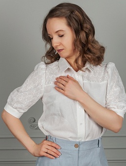 Блуза из вышитой ткани и сатина