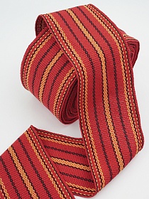 Лента тканая для поясов, 80мм Черно-желтая строчка на красном