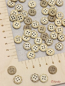 Пуговица светлый кокос, Цветок с точками, 13мм, 4 отверстия