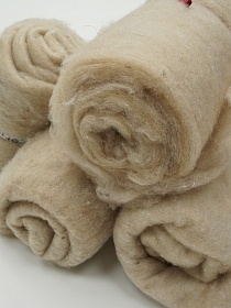 Комплект лоскута 1кг Шерстяное термополотно (овечья шерсть)