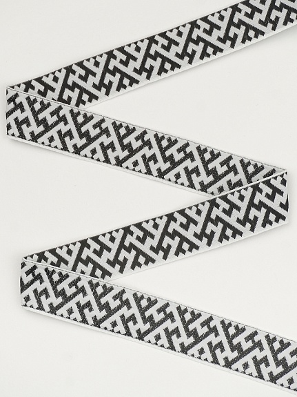 Жак.лента 32мм Черный славянский оберег на белом