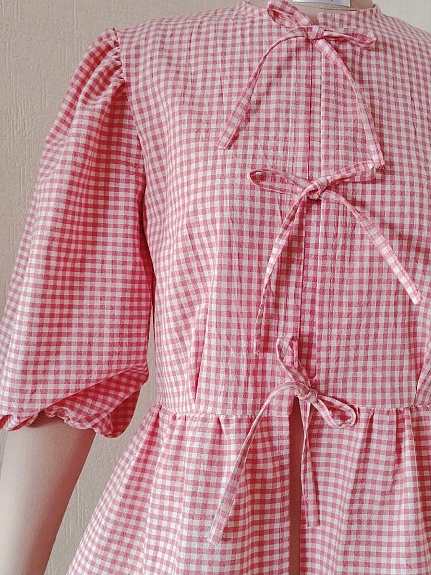 Блузка с завязками из вареного хлопка в клеточку