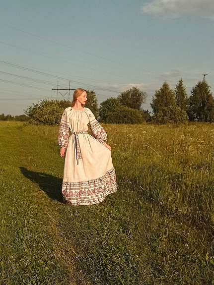 Платье из рогожки "Вышиванка (красная на сером)"