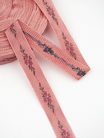 Жак.лента 18мм Красный букетик на бруснично-розовом