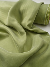 Купра цв.Кленово-зеленый, ш.1.35м, купра-100%, 110гр/м.кв 