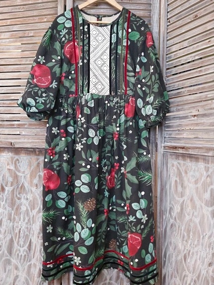 Праздничное платье из рогожки "Гранатовый сад"