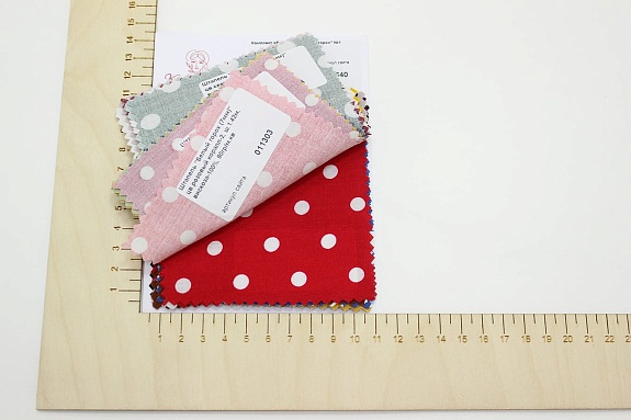 Комплект образцов "Штапель горох" №1