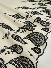 Вышитая ткань "Ажурная капель по кайме" цв.экрю, СОРТ2, ш.1.3м, хлопок-100%, 110гр/м.кв
