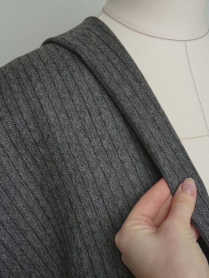 Шерсть костюмная "Елочка-полоска" цв.т.серый, ш.1.55м, шерсть-75%, п/э-25%, 230гр/м.кв