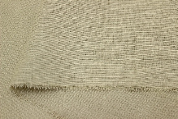 Полулен с просновками цв.Оливково-телесный, СОРТ2, ш.2.2м, лен-30%, хл-70%, 140гр/м.кв